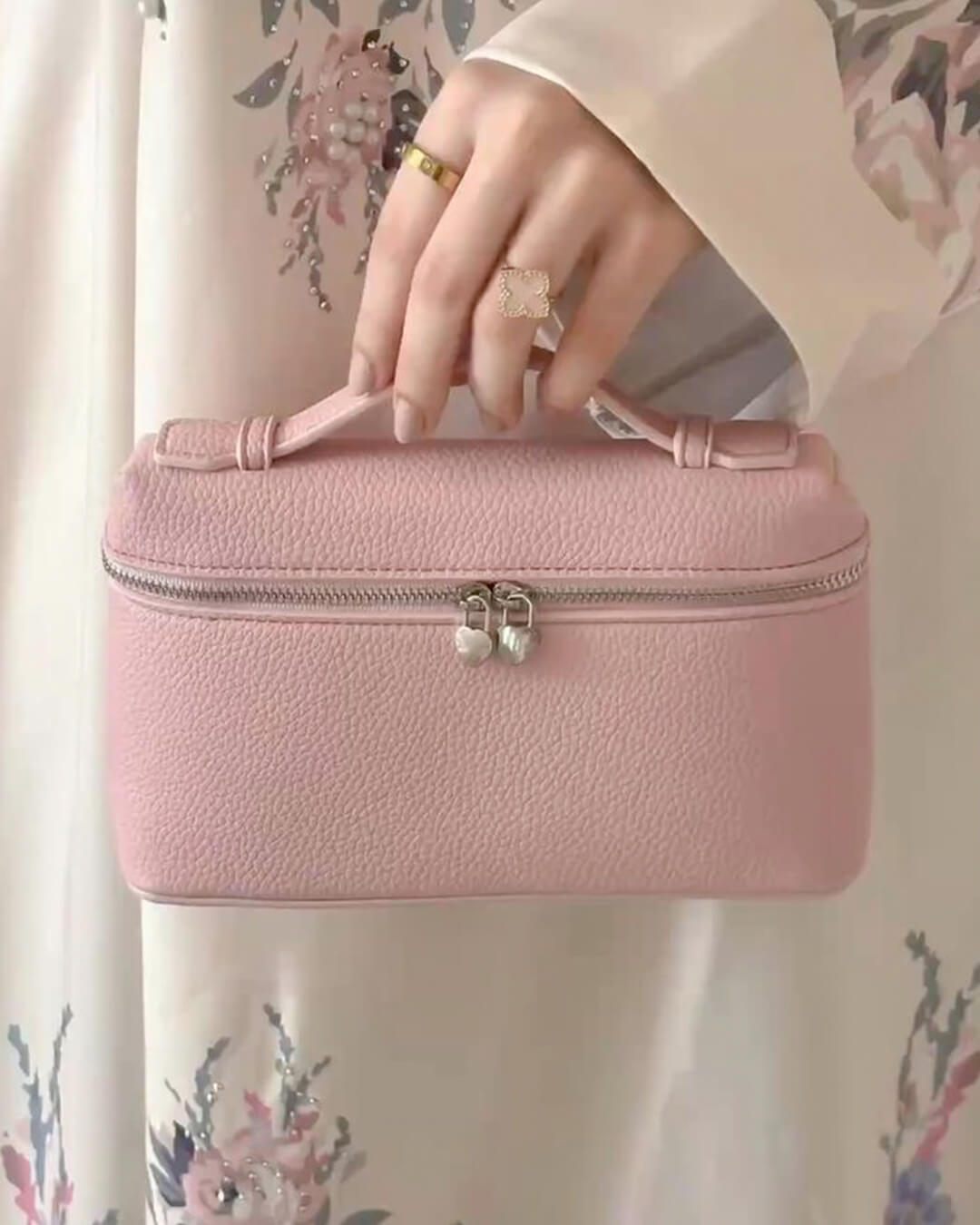 SEAME - Felicia Smooth Leather Vanity Bag Black Regular