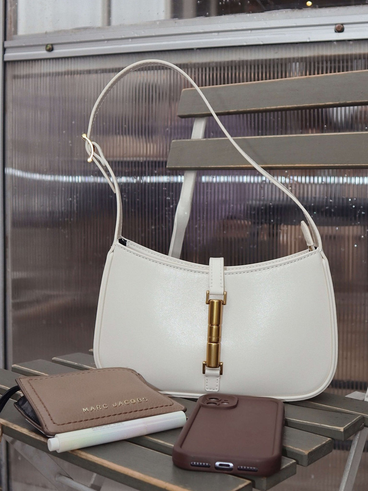 Seame - Rose clutch with strap White Regular